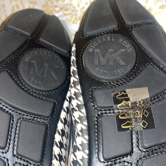 MICHAEL KORS (NWOB) Women’s Black & White Houndstooth Fulton Moc Loafers Size 9M - Picture 9 of 16